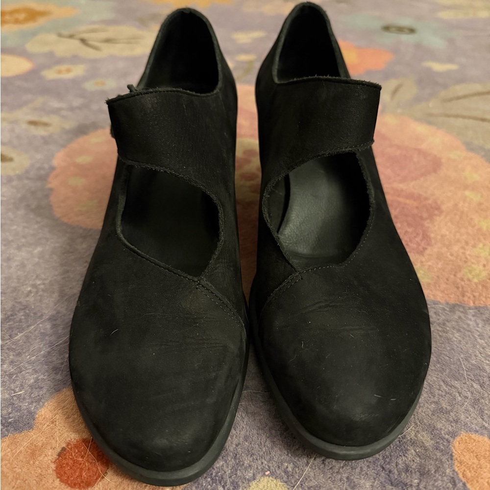 Arche #252231 Nubuck Maryjane Pumps🖤 - Picture 2 of 5